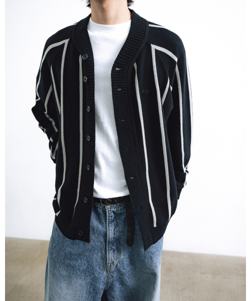 ANGLAN（アングラン）の「Varsity Raglan Knit Cardigan - Black（カーディガン/ボレロ・メンズ・その他・ONE SIZE）」の6枚目の写真