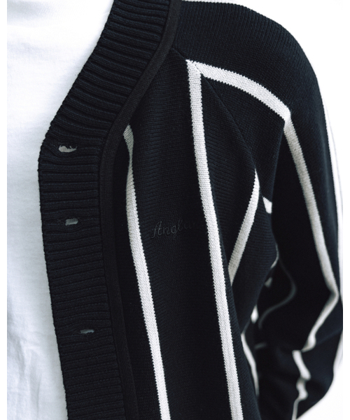 ANGLAN（アングラン）の「Varsity Raglan Knit Cardigan - Black（カーディガン/ボレロ・メンズ・その他・ONE SIZE）」の7枚目の写真