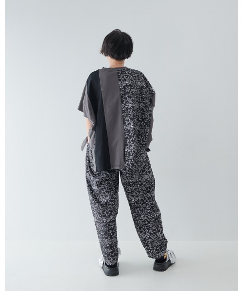 unica(ユニカ)の「many Bearテーパードパンツ laides(その他パンツ・レディース・オフホワイト/ブラック・F)」の4枚目の写真