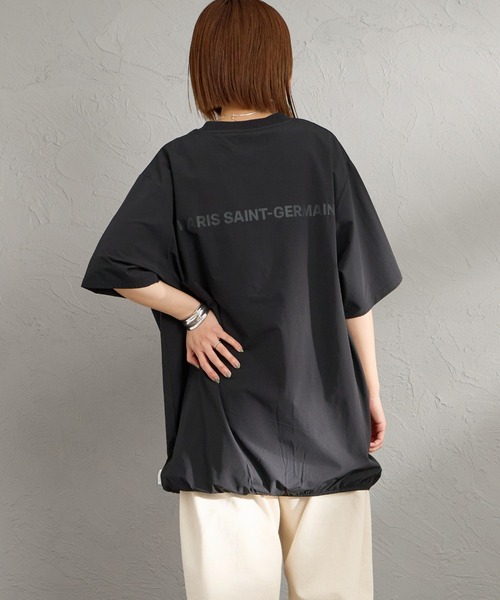 PARIS SAINT-GERMAIN（パリサンジェルマン）の「[PARIS SAINT-GERMAIN/パリ・サン＝ジェルマン] ワッペン刺繍ロゴ バックプリント ショートスリーブTシャツ【追加】（Tシャツ/カットソー・メンズ・ライトグレー/ブラック・M/XL/L）」の12枚目の写真