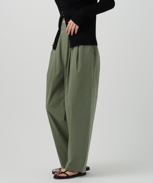 BAYFLOW（ベイフロー）の「[吸水速乾/接触冷感/UVケア]テックリネンバルーンパンツ（その他パンツ・レディース・オフホワイト/ブラック/カーキ・SMALL/MEDIUM）」の13枚目の写真