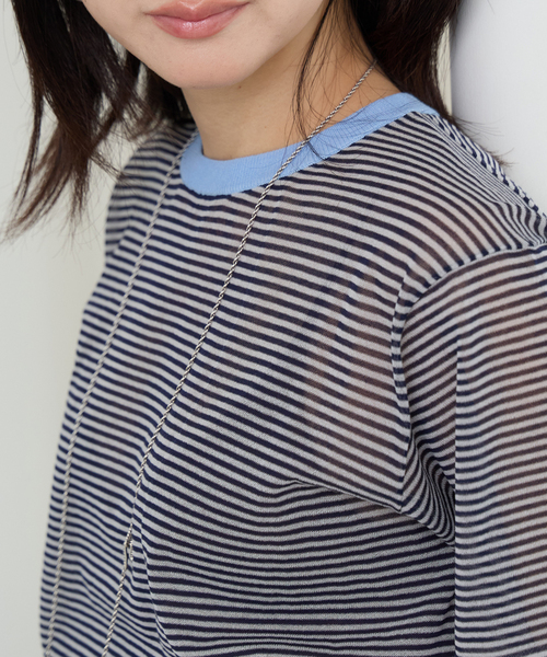 IENA LA BOUCLE（イエナラブークル）の「IENA LA BOUCLE シアーTシャツニット（ニット/セーター・レディース・ダークブルー/グリーン系その他/ブラック系その他・FREE）」の3枚目の写真