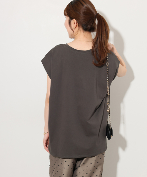 JOURNAL STANDARD relume（ジャーナルスタンダード　レリューム）の「オーガニックコットン汗染み防止タックプルオーバー（Tシャツ/カットソー・レディース・ブラック系その他/キャメル/ホワイト/ライトグレー・FREE）」の12枚目の写真