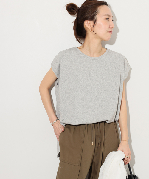 JOURNAL STANDARD relume（ジャーナルスタンダード　レリューム）の「オーガニックコットン汗染み防止タックプルオーバー（Tシャツ/カットソー・レディース・ブラック系その他/キャメル/ホワイト/ライトグレー・FREE）」の17枚目の写真