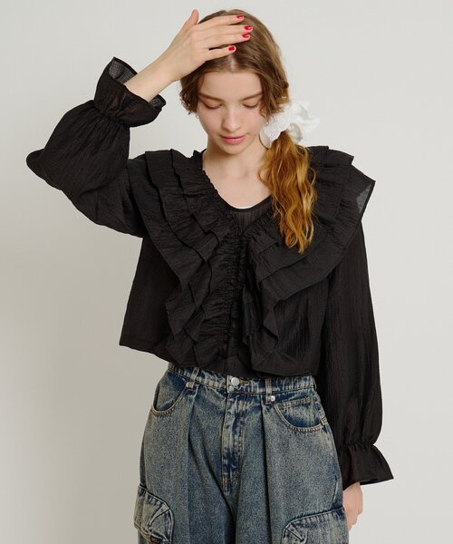 w closet（ダブルクローゼット）の「【6色展開/前後着用可能】2wayフリルブラウス（シャツ/ブラウス・レディース・ブルー/オフホワイト/ブラック/アイボリー/イエロー/ブラック系その他・FREE）」の3枚目の写真