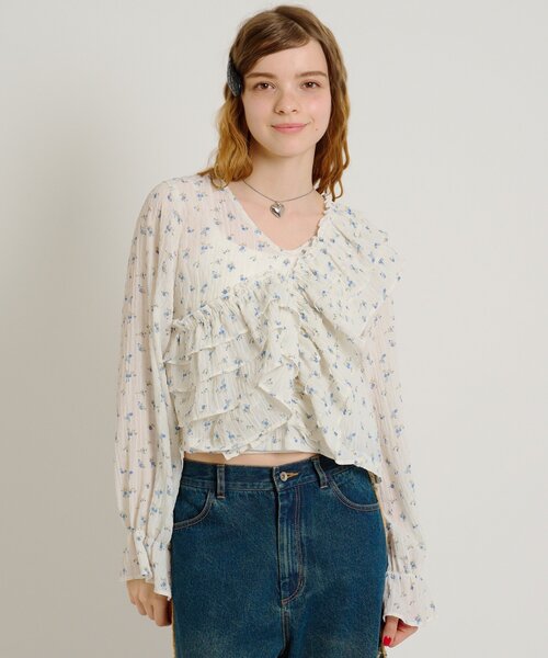 w closet（ダブルクローゼット）の「【6色展開/前後着用可能】2wayフリルブラウス（シャツ/ブラウス・レディース・ブルー/オフホワイト/ブラック/アイボリー/イエロー/ブラック系その他・FREE）」の12枚目の写真