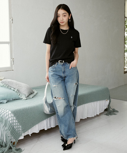PEACH JOHN(ピーチジョン)の「PEACH JOHN × PUBLUX/ピーチ・ジョン ワンポイント ロゴ刺繍 Tシャツ 限定展開(Tシャツ/カットソー・レディース・ブラック/オフホワイト/ネイビー/ライトグレー・フリ-)」の13枚目の写真