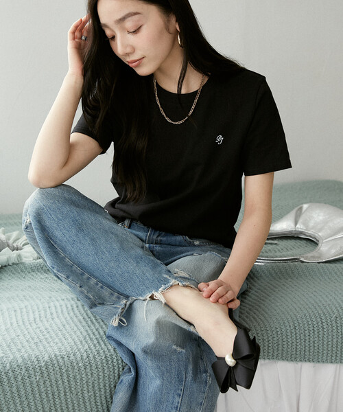 PEACH JOHN(ピーチジョン)の「PEACH JOHN × PUBLUX/ピーチ・ジョン ワンポイント ロゴ刺繍 Tシャツ 限定展開(Tシャツ/カットソー・レディース・ブラック/オフホワイト/ネイビー/ライトグレー・フリ-)」の17枚目の写真