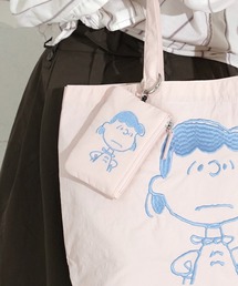 THE MILES（ザ マイルズ）の「"09"≪PEANUTS≫どっちにも伸びーる キーリール付き 2ポケット ナイロン フェイス 刺繍 パスポーチ（パスケース）」