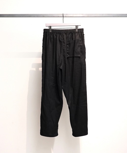TROVE(トローヴ)の「MODERN LINEN PLAY PANTS(その他パンツ・メンズ・ブラック・1/3)」の2枚目の写真