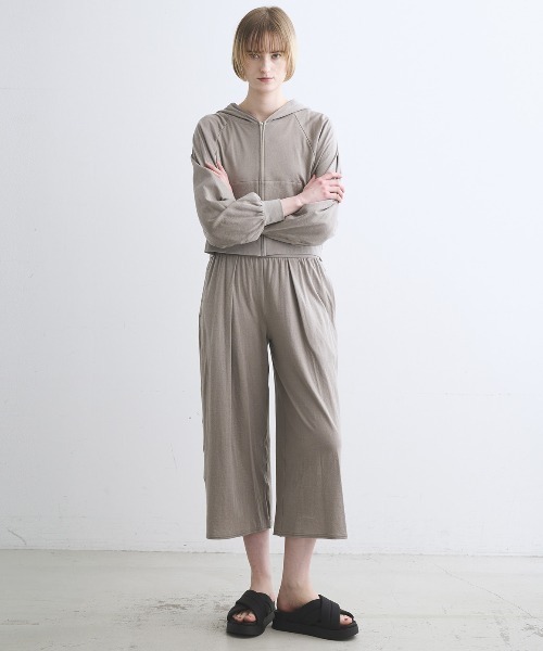 three dots(スリードッツ)の「スマイルダブルコットン クロップドパンツ(その他パンツ・レディース・グレー系その他/ブラック系その他・MEDIUM/SMALL)」の9枚目の写真