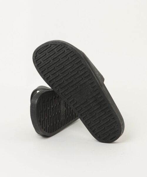 B.I.D.(ビーアイディー)の「LOS ANGELES APPAREL/ロサンゼルスアパレル / Los Angeles Apparel/Unisex Everyday Slides / L-UNISLIDE(サンダル・メンズ・ブラック・7)」の3枚目の写真