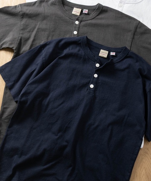 JOHN'S CLOSET（ジョンズクローゼット）の「【h】〔Goodwear/グッドウェア〕USAコットン ヘビーウェイト ヘンリーネックベーシック半袖 Tシャツ/無地T（Tシャツ/カットソー・メンズ・ブルーグレー/ブラック/ダークグレー/ホワイト/ネイビー・SMALL/LARGE/MEDIUM）」の5枚目の写真