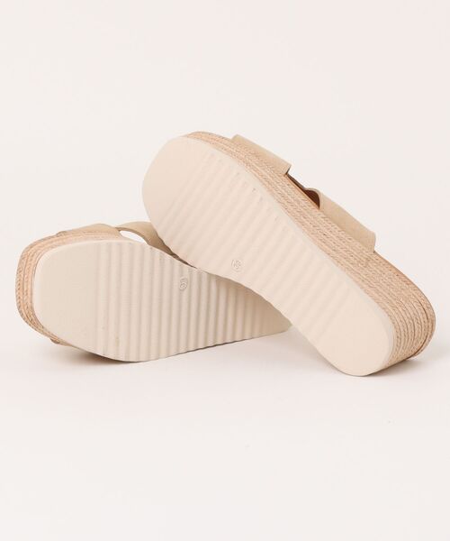 inter-chaussures(インターショシュール)の「【Oh my Sandals】厚底ウエッジレザーサンダル(E62501)(サンダル・レディース・シルバー/ホワイト/ベージュ・35/36/37/38/39)」の5枚目の写真