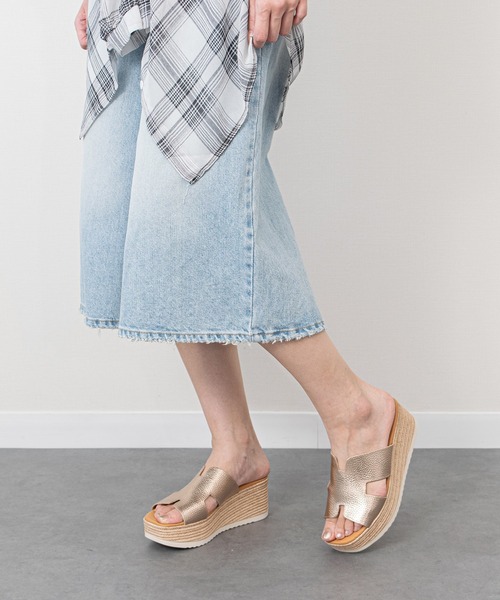 inter-chaussures(インターショシュール)の「【Oh my Sandals】厚底ウエッジレザーサンダル(E62501)(サンダル・レディース・シルバー/ホワイト/ベージュ・35/36/37/38/39)」の11枚目の写真