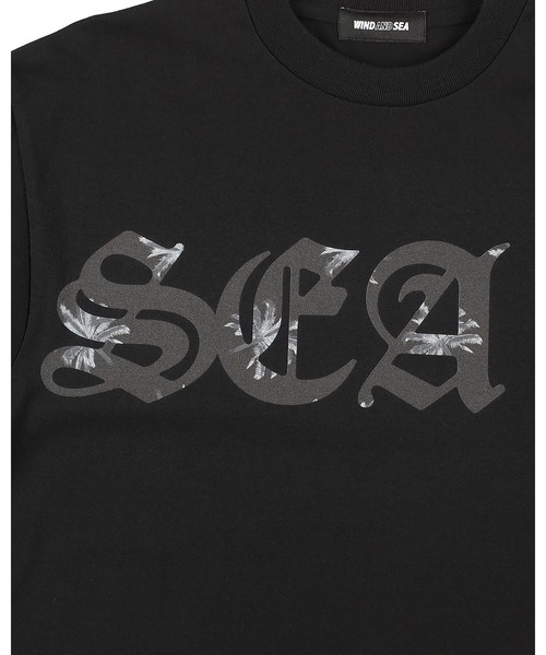 WIND AND SEA(ウィンダンシー)の「Palm Tree Old English Logo S/S Tee(Tシャツ/カットソー・メンズ・ブラック/ホワイト・LARGE/X-LARGE/SMALL)」の8枚目の写真