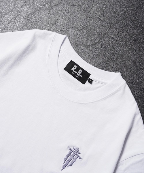 RIPPER(リッパー)の「【RIPPER】クロス エンブレム ヘビーウェイト Tee / Cross Emblem Heavyweight T-Shirt(Tシャツ/カットソー・メンズ・ホワイト/ブラック・M/S/XL/L)」の14枚目の写真