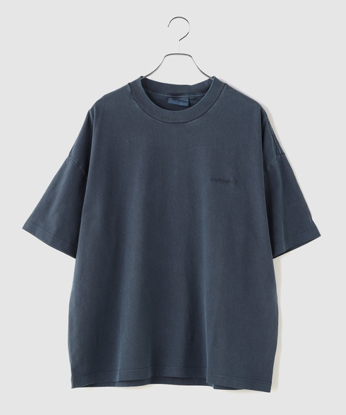 Carhartt WIP(カーハートダブリューアイピー)の「CARHARTT WIP / カーハート ダブリューアイピー S/S BENTON T-SHIRT(Tシャツ/カットソー・メンズ・チャコールグレー/ピンク・LARGE/MEDIUM)」の1枚目の写真