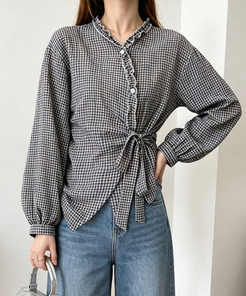 Miniministore(ミニミニストア)の「ギンガムチェックブラウス ウエストリボン(シャツ/ブラウス・レディース・チェック/ライトブルー・M/L)」の2枚目の写真