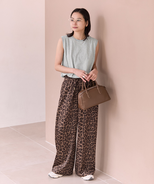 JOURNAL STANDARD(ジャーナルスタンダード)の「《追加2》汗ジミ防止天竺ノースリーブ(Tシャツ/カットソー・レディース・ブラック系その他/チャコールグレー/ホワイト・FREE)」の6枚目の写真