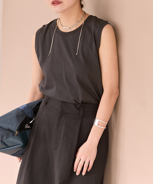 JOURNAL STANDARD(ジャーナルスタンダード)の「《追加2》汗ジミ防止天竺ノースリーブ(Tシャツ/カットソー・レディース・ブラック系その他/チャコールグレー/ホワイト・FREE)」の11枚目の写真
