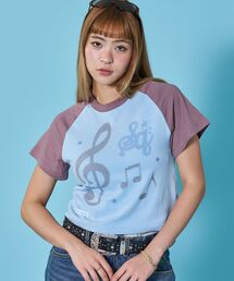 SEQUENZ（シークエンズ）の「※WEB限定 / プリントピチTシャツ / 配色ラグラン半袖Tシャツ / sqnztreble clef pt tee（Tシャツ/カットソー）」