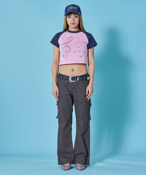 SEQUENZ(シークエンズ)の「※WEB限定 / プリントピチTシャツ / 配色ラグラン半袖Tシャツ / sqnztreble clef pt tee(Tシャツ/カットソー・レディース・ライトブルー/ネイビー/ピンク系その他/ベージュ系その他2・SMALL/MEDIUM)」の19枚目の写真