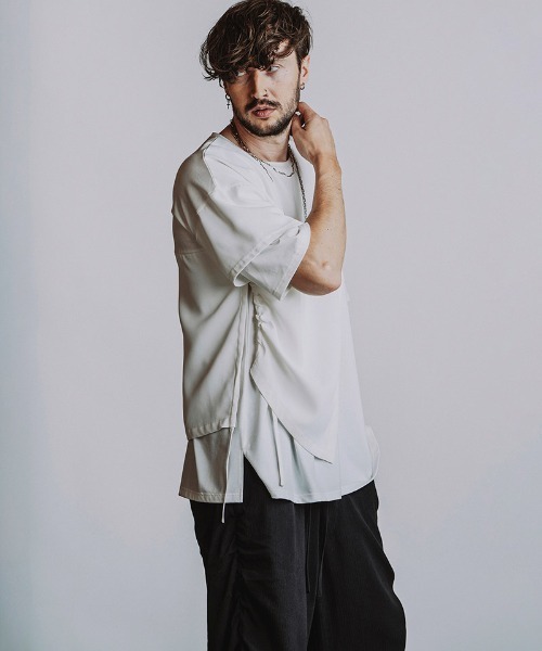 NO ID.(ノーアイディ)の「mt10582-リベットドレープBIG-T Tシャツ(458006-511T)(Tシャツ/カットソー・メンズ・ホワイト/ブラック/グレー・ONE SIZE)」の6枚目の写真