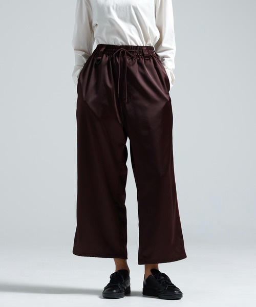 Y-3(ワイスリー)の「Y-3 SATIN GRADIENT 3 STRIPES TRACK PANTS(その他パンツ・メンズ・バーガンディー・XX-SMALL)」の2枚目の写真