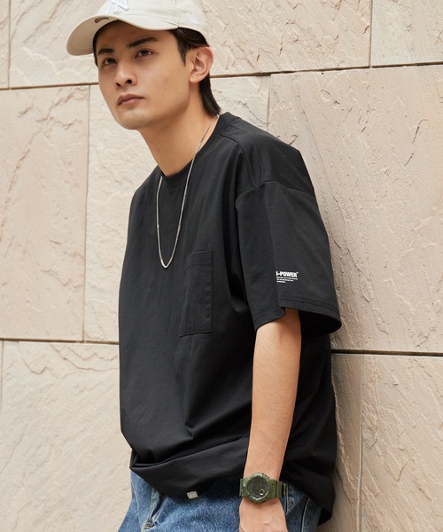 Russell Athletic(ラッセルアスレティック)の「RUSSELL ATHLETIC / ラッセルアスレティック dri-power Jersey Pocket T ドライパワー ジャージー ポケット Tシャツ 胸ポケット 2026年 夏 夏服(Tシャツ/カットソー・メンズ・ホワイト/ブラック/グレー/チャコールグレー/ネイビー・M/L/XL)」の2枚目の写真