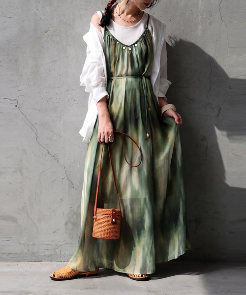 antiqua(アンティカ)の「水彩柄 シアー キャミワンピース(ワンピース・レディース・レッド系その他・ONESIZE)」の14枚目の写真