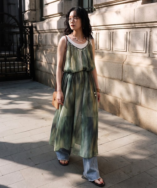 antiqua(アンティカ)の「水彩柄 シアー キャミワンピース(ワンピース・レディース・レッド系その他・ONESIZE)」の18枚目の写真