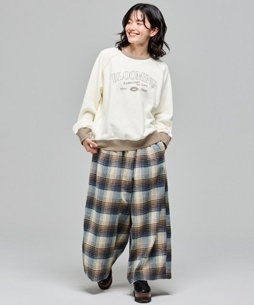 KRIFF MAYER Lady's Collection(クリフメイヤーレディースコレクション)の「ざっくり裏毛クルー(スウェット・レディース・カラフル/グレー/ブラウン/ナチュラル/チャコール・MEDIUM/LARGE)」の8枚目の写真