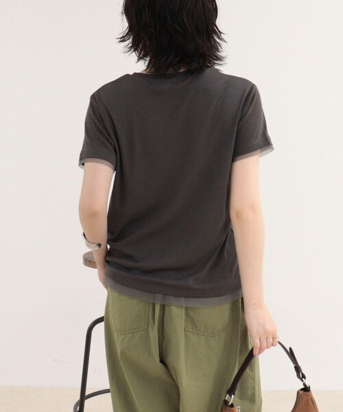 fredy emue(フレディエミュ)の「シアーレイヤードTシャツ(Tシャツ/カットソー・レディース・オフホワイト/イエロー/チャコールグレー・38)」の11枚目の写真