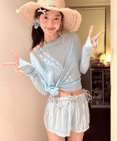 セール】ロンTシアートップス付・ボーダービキニ×ショートパンツ4点SET