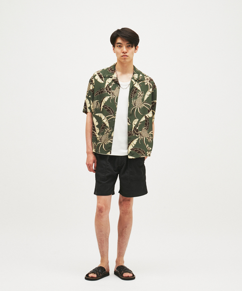 JOURNAL STANDARD(ジャーナルスタンダード)の「ポリ コットン コーデュロイ ベイカー ショーツ(その他パンツ・メンズ・ブラック/ベージュ/カーキ/ピンク/ブルー・MEDIUM/LARGE)」の7枚目の写真