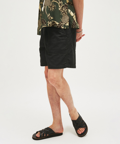 JOURNAL STANDARD(ジャーナルスタンダード)の「ポリ コットン コーデュロイ ベイカー ショーツ(その他パンツ・メンズ・ブラック/ベージュ/カーキ/ピンク/ブルー・MEDIUM/LARGE)」の10枚目の写真