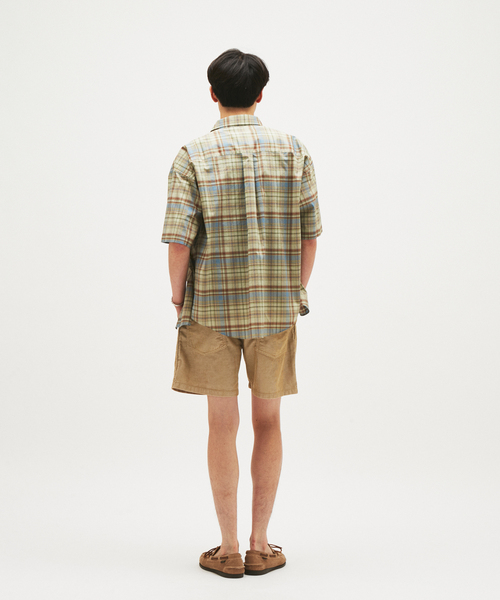 JOURNAL STANDARD(ジャーナルスタンダード)の「ポリ コットン コーデュロイ ベイカー ショーツ(その他パンツ・メンズ・ブラック/ベージュ/カーキ/ピンク/ブルー・MEDIUM/LARGE)」の17枚目の写真