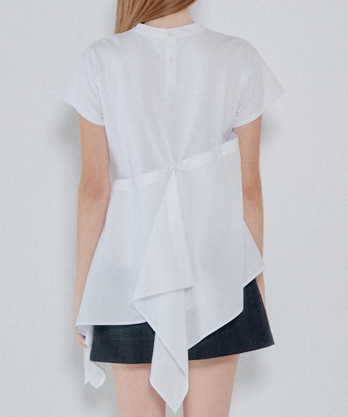 LE CIEL BLEU（ルシェルブルー）の「アシンメトリックヘムトップ / Asymmetric Hem Top（Tシャツ/カットソー・レディース・ブラック/オフホワイト・36/38）」の8枚目の写真