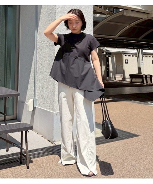 LE CIEL BLEU（ルシェルブルー）の「アシンメトリックヘムトップ / Asymmetric Hem Top（Tシャツ/カットソー・レディース・ブラック/オフホワイト・36/38）」の21枚目の写真