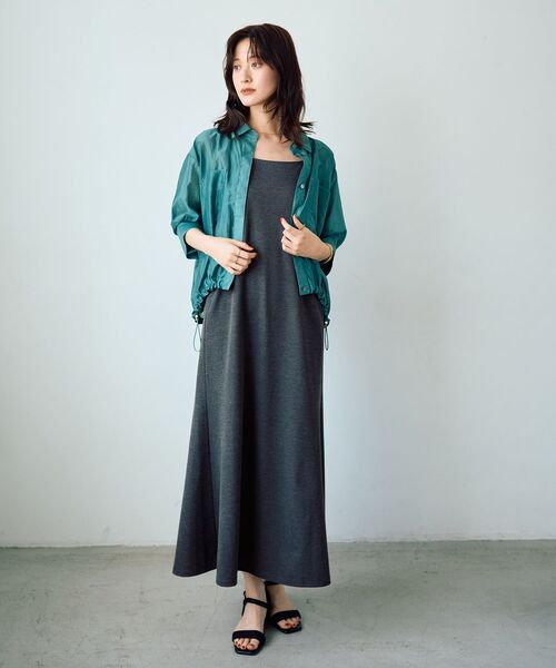 YECCA VECCA(イェッカヴェッカ)の「【2点SET】シアーシャツ×Aラインキャミワンピース(ワンピース・レディース・テラコッタ/ブルーグリーン/ベージュ・FREE)」の1枚目の写真