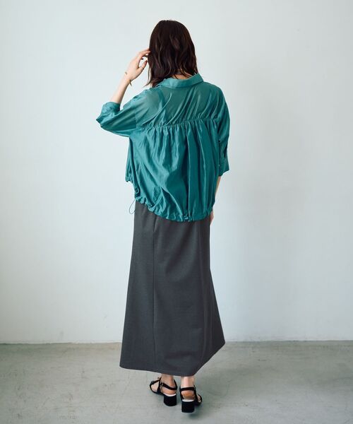 YECCA VECCA(イェッカヴェッカ)の「【2点SET】シアーシャツ×Aラインキャミワンピース(ワンピース・レディース・テラコッタ/ブルーグリーン/ベージュ・FREE)」の9枚目の写真