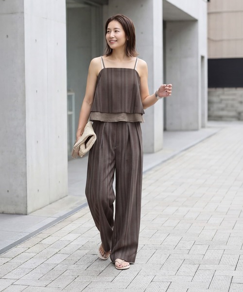 STYLE DELI(スタイルデリ)の「麻調ストライプ柄セットアップ(キャミソール・レディース・サンドベージュ/ブラウン系その他・FREE)」の2枚目の写真