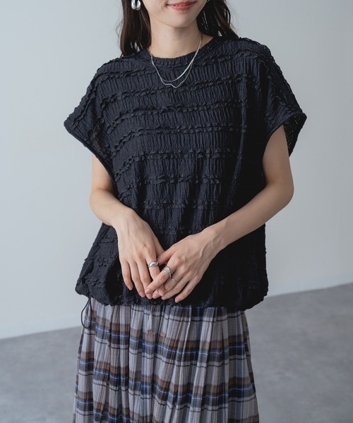 refinedworks(リファインドワークス)の「【refinedworks】立体 レース が可愛らしい レース プルオーバー(Tシャツ/カットソー・レディース・ホワイト/ブラック・FREE)」の7枚目の写真