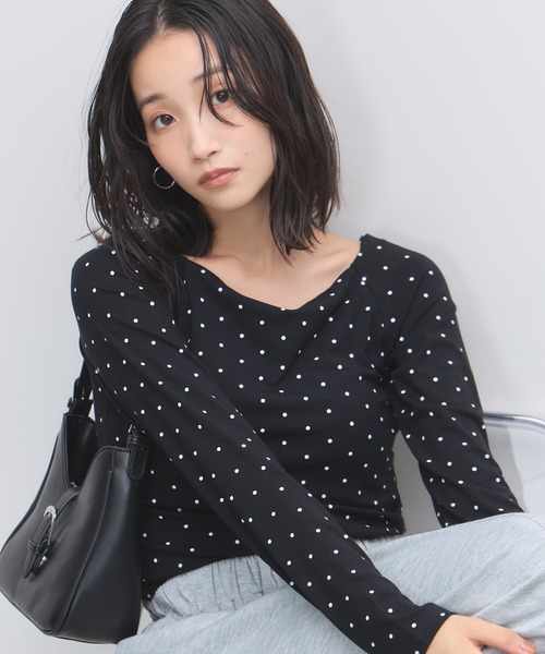 &. NOSTALGIA(アンドドットノスタルジア)の「カップ付ドットオフショルプルオーバー(Tシャツ/カットソー・レディース・オフホワイト/ブラック・FREE)」の8枚目の写真