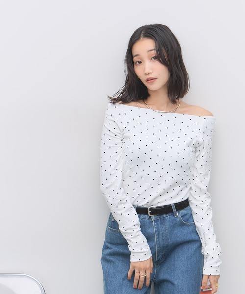 &. NOSTALGIA(アンドドットノスタルジア)の「カップ付ドットオフショルプルオーバー(Tシャツ/カットソー・レディース・オフホワイト/ブラック・FREE)」の15枚目の写真