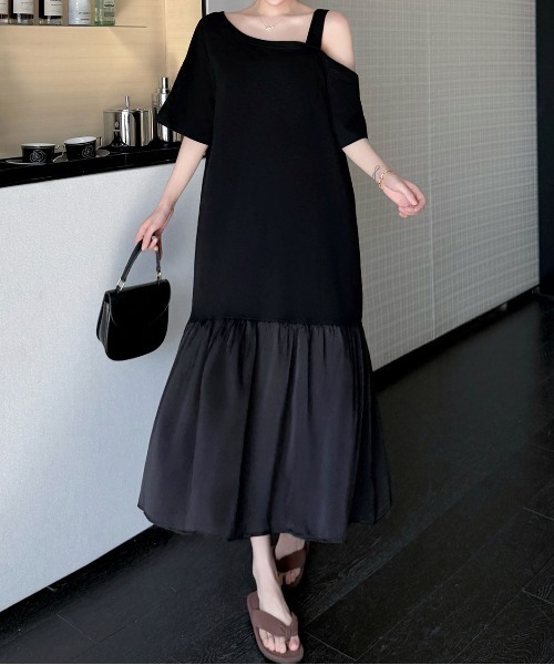 &soiree(アンドソワレ)の「ワンショルダー裾切り替え半袖ワンピース(ワンピース・レディース・ブラック・X-LARGE/LARGE)」の1枚目の写真