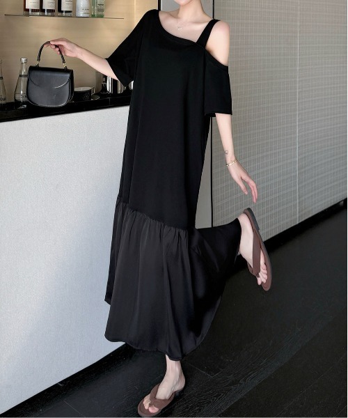 &soiree(アンドソワレ)の「ワンショルダー裾切り替え半袖ワンピース(ワンピース・レディース・ブラック・X-LARGE/LARGE)」の3枚目の写真