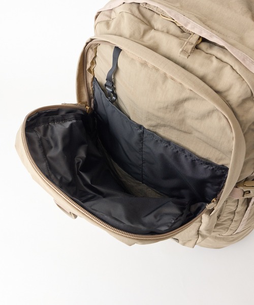 WILD THINGS(ワイルドシングス)の「30L大容量【WILD THINGS】A3 PAC リップストップナイロン バックパック リュック(バックパック/リュック・レディース・ブラック/ベージュ/カーキ・ONE SIZE)」の9枚目の写真
