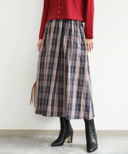 MK MICHEL KLEIN（エムケーミッシェルクラン）の「[洗える]チェック柄タフタスカート（スカート・レディース・ネイビー/カーキ・38）」の16枚目の写真